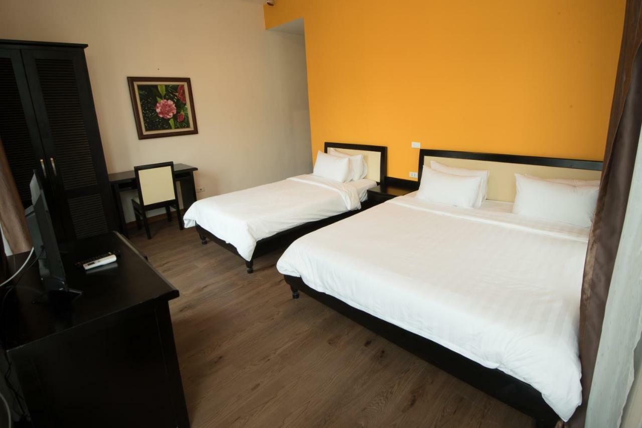 Hanoi Buffalo Hostel Hanói Exterior foto